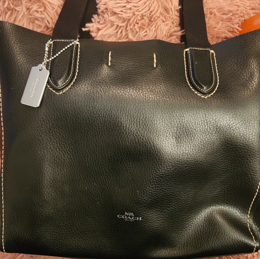 Derby tote